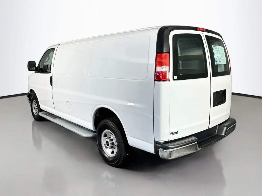 Used 2022 GMC Savana 2500 w/ Driver Convenience Package RWD image 5