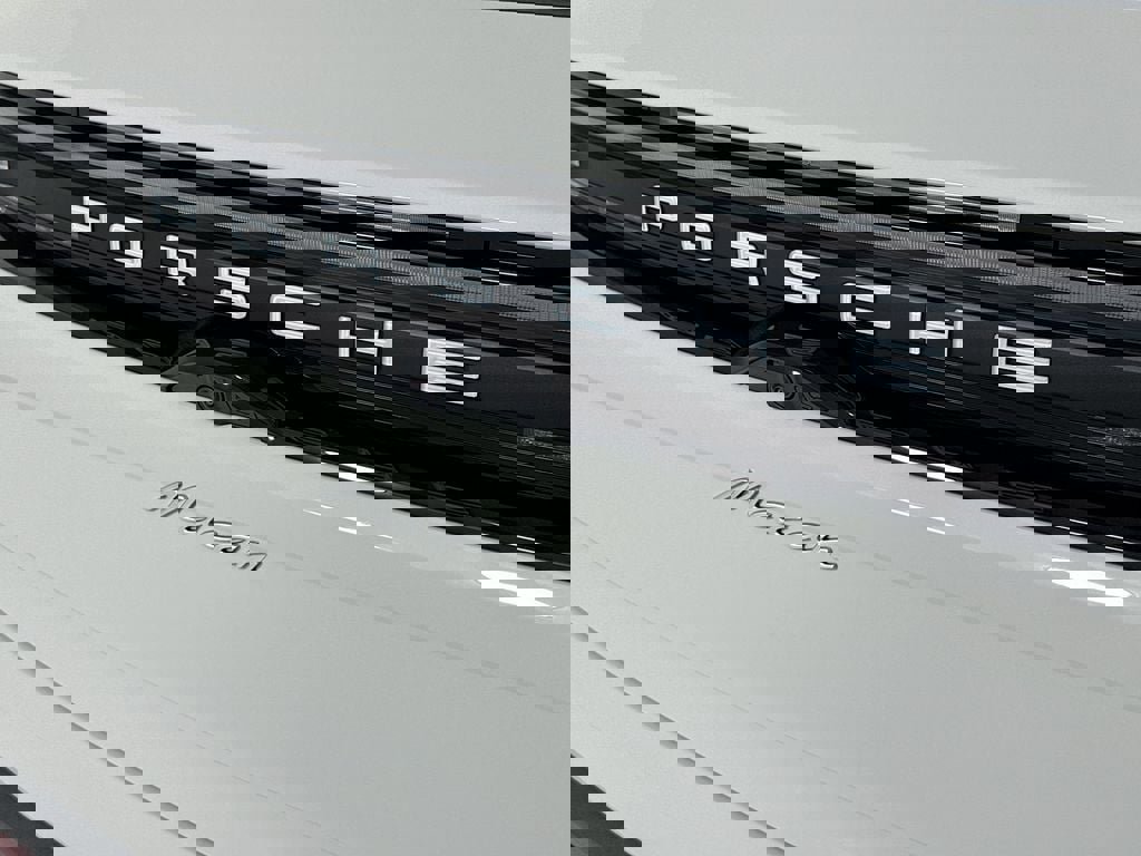 New 2026 Porsche Macan Electric image 36