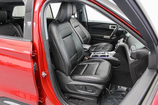 Used 2023 Ford Explorer XLT w/ Equipment Group 202A AWD/4WD image 23