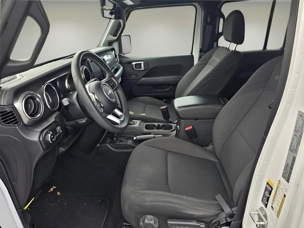 Used 2023 Jeep Gladiator Overland image 14