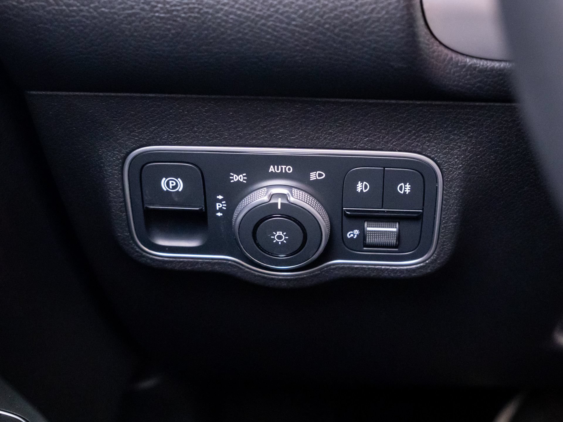 Used 2026 Mercedes-Benz GLB 250 image 18