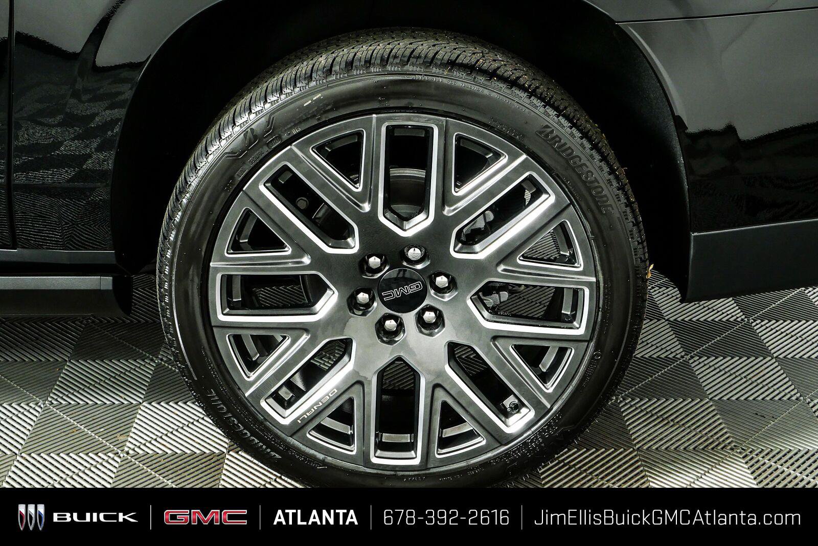 New 2026 GMC Yukon XL Denali Ultimate AWD/4WD image 41