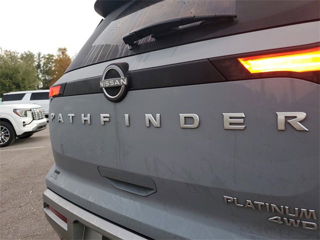 Used 2022 Nissan Pathfinder Platinum image 7