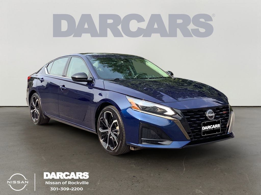 Used 2023 Nissan Altima 2.5 SR