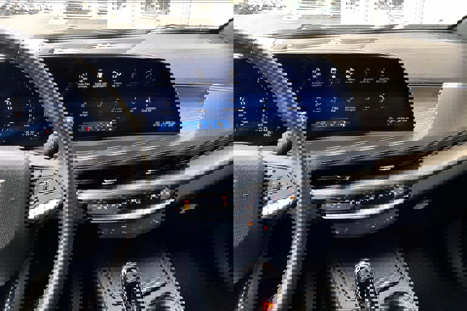 Used 2024 Cadillac XT4 Premium Luxury w/ Technology Package image 6