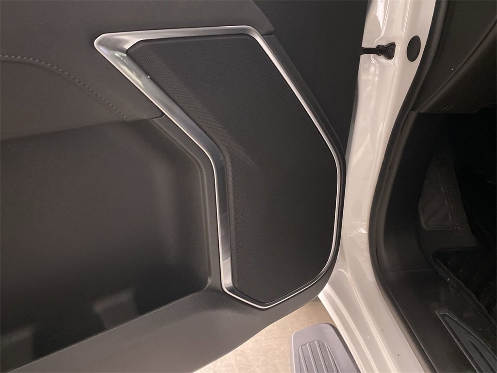 New 2026 GMC Sierra 1500 SLE image 30