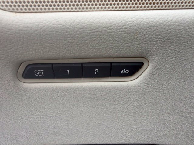 Used 2018 Cadillac XT5 Premium Luxury FWD image 27