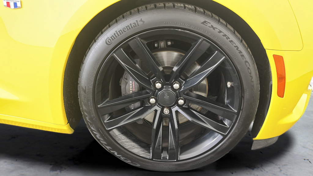 Used 2017 Chevrolet Camaro SS RWD image 45