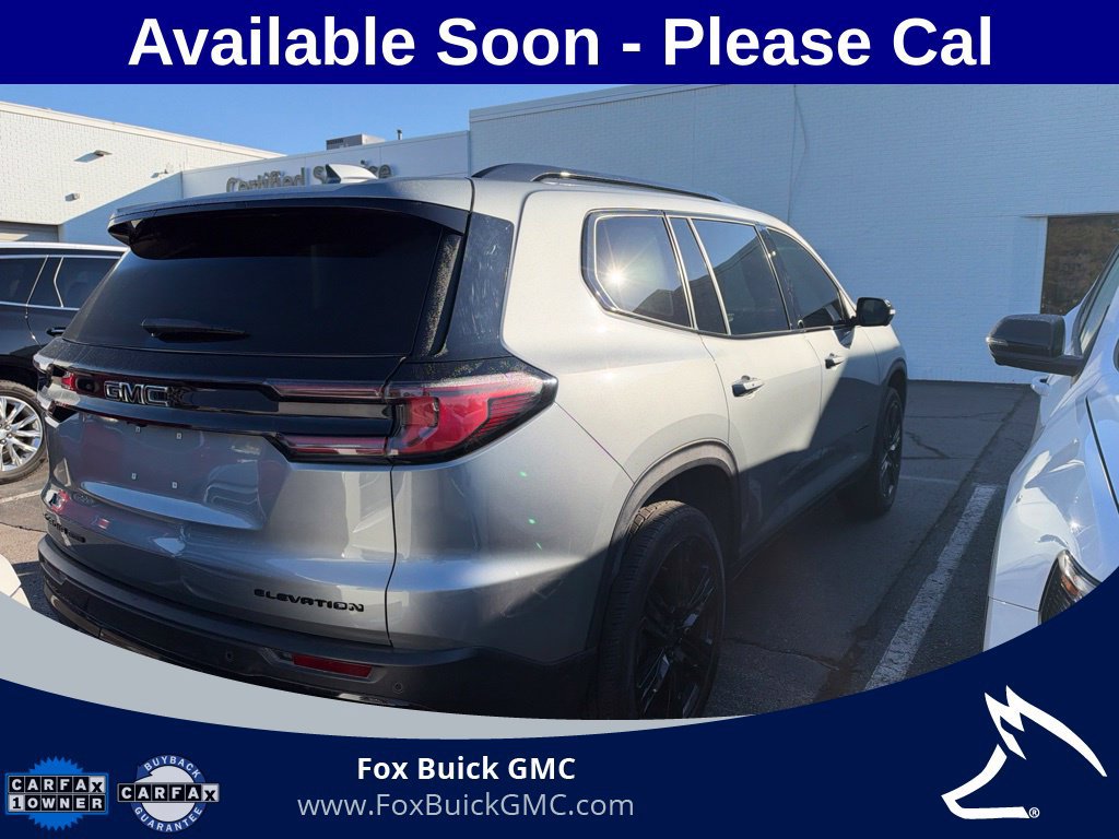 Used 2025 GMC Acadia Elevation w/ Elevation Premium Package AWD/4WD image 4