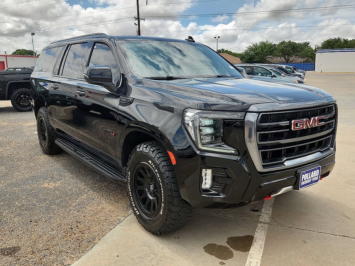 Used 2022 GMC Yukon XL AT4 AWD/4WD image 4
