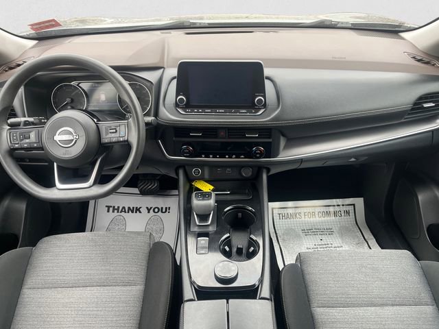 Used 2023 Nissan Rogue SV image 10