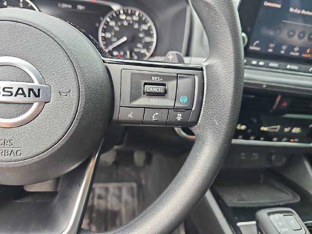 Used 2021 Nissan Rogue SV FWD image 20