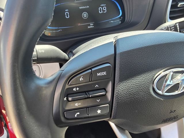 Used 2025 Hyundai Venue SEL FWD image 27
