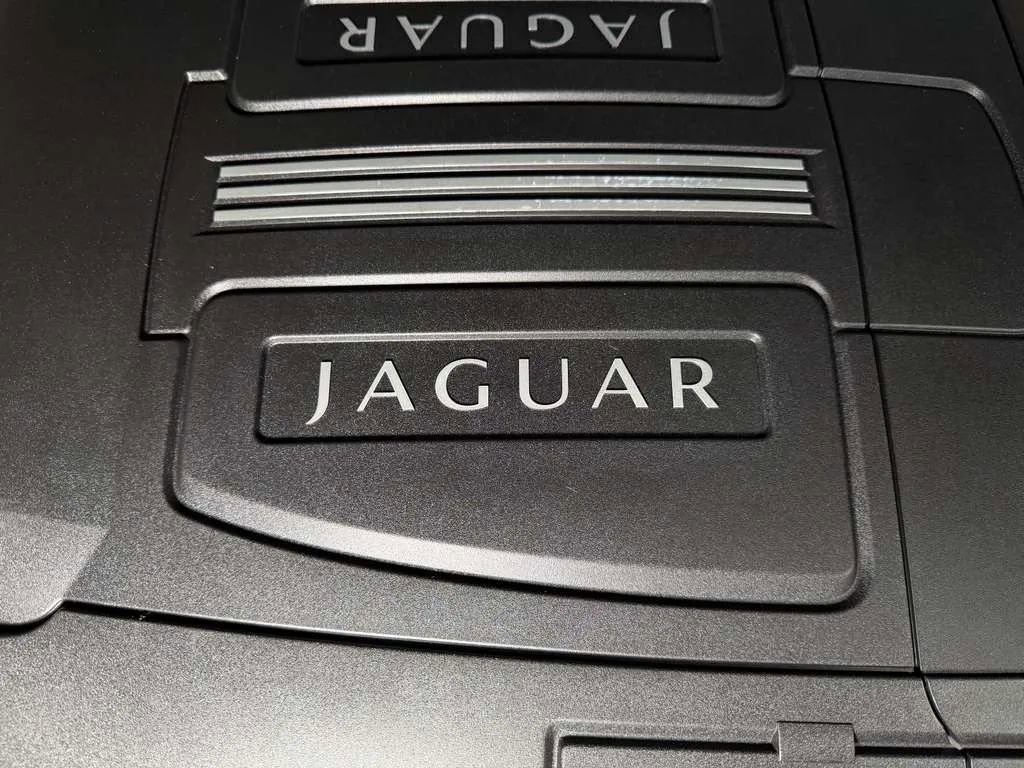 Used 2011 Jaguar XK Coupe RWD image 29