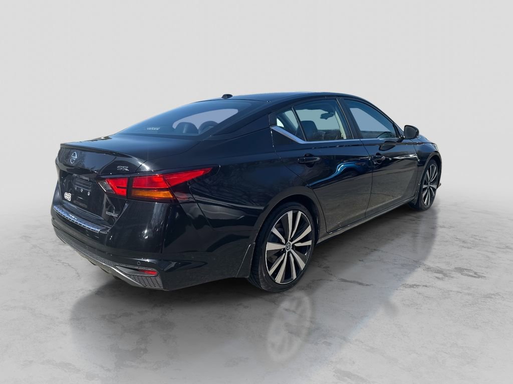 Used 2020 Nissan Altima 2.0 SR image 8
