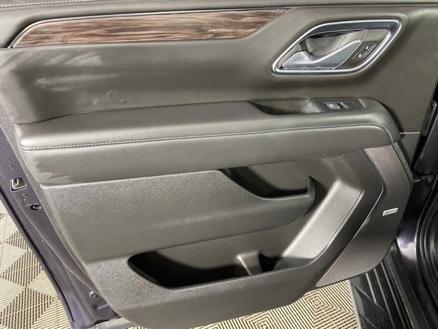 Used 2024 Chevrolet Suburban LT image 16
