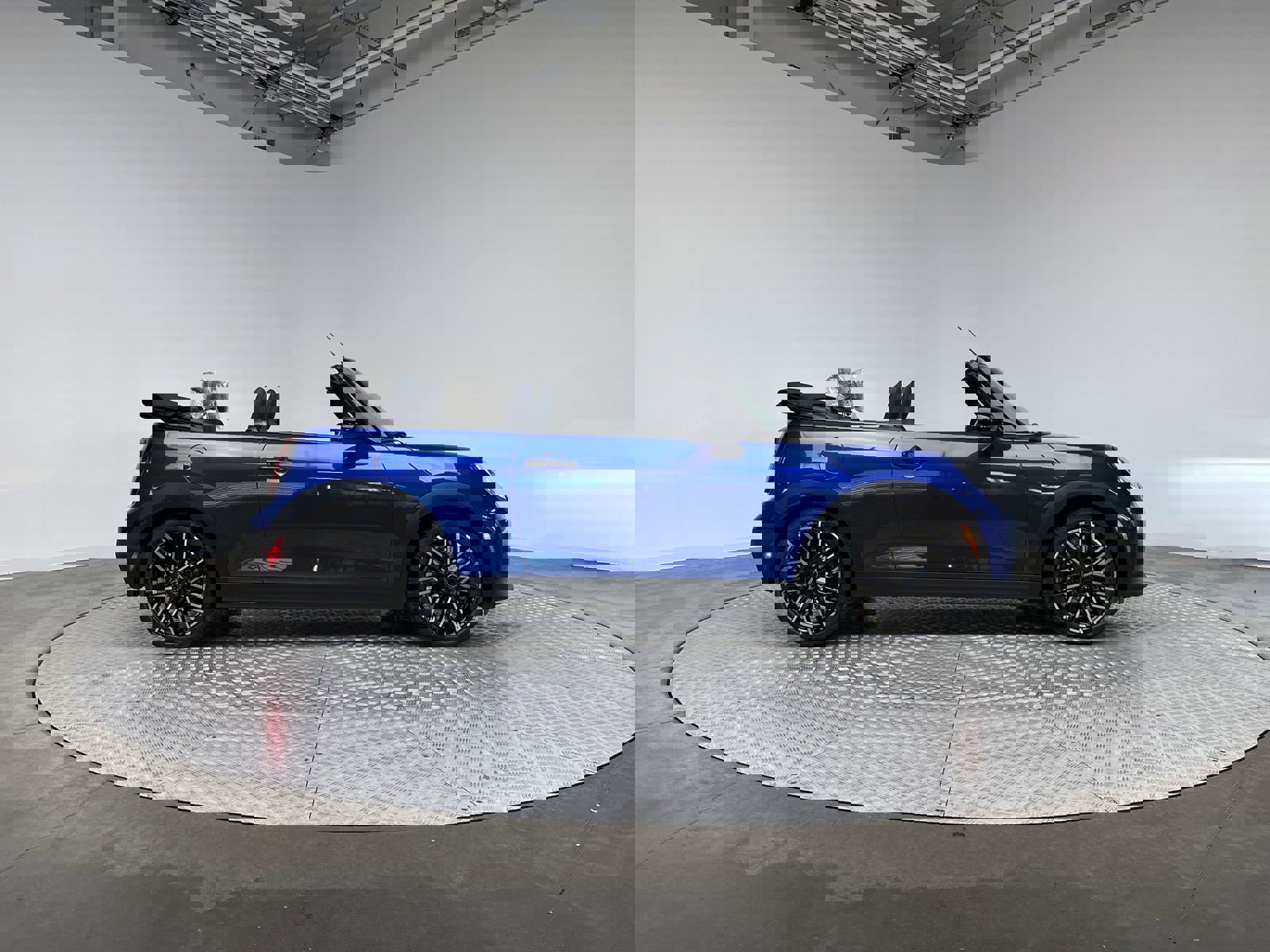 New 2026 MINI Cooper S image 30