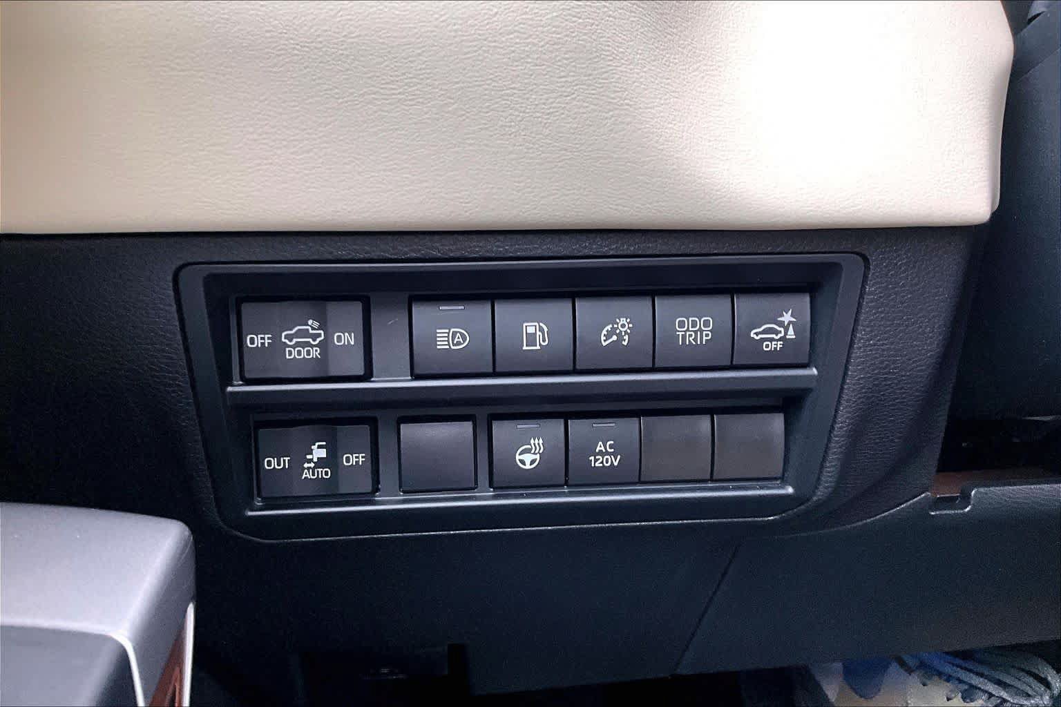 Used 2022 Toyota Tundra 1794 Edition AWD/4WD image 34