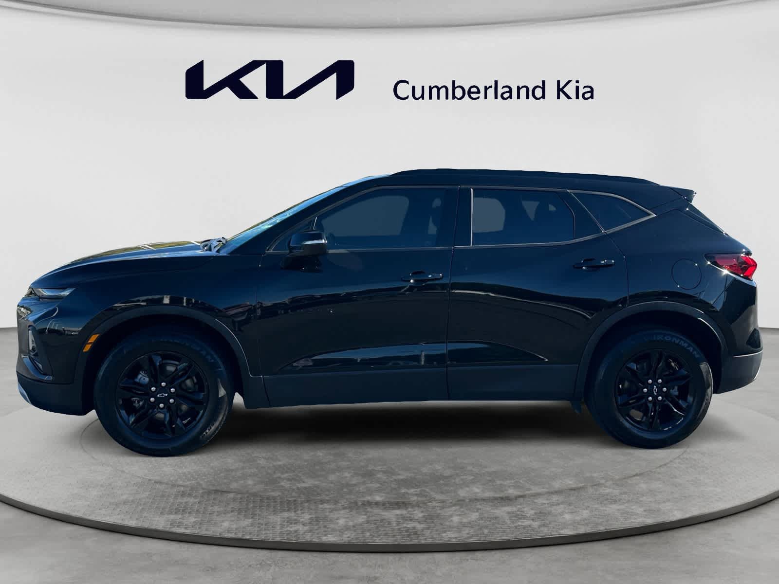 Used 2021 Chevrolet Blazer LT AWD/4WD image 2