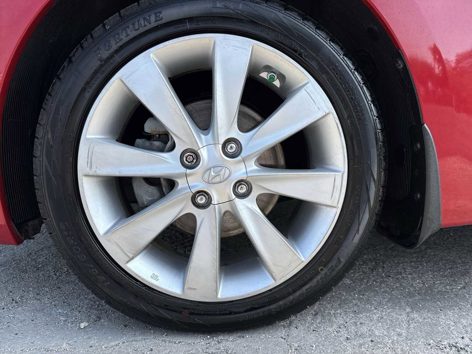 Used 2013 Hyundai Accent SE image 13