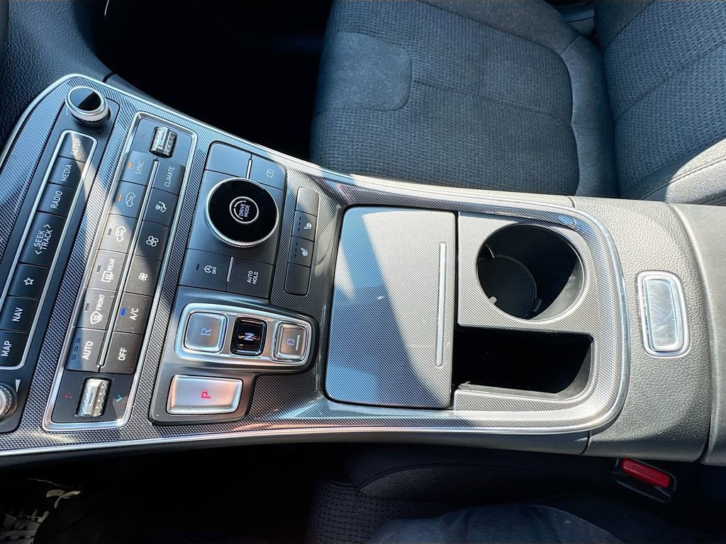 Used 2023 Hyundai Santa Fe SEL image 23