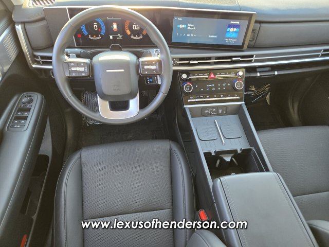 Used 2025 Hyundai Santa Fe SEL AWD/4WD image 12