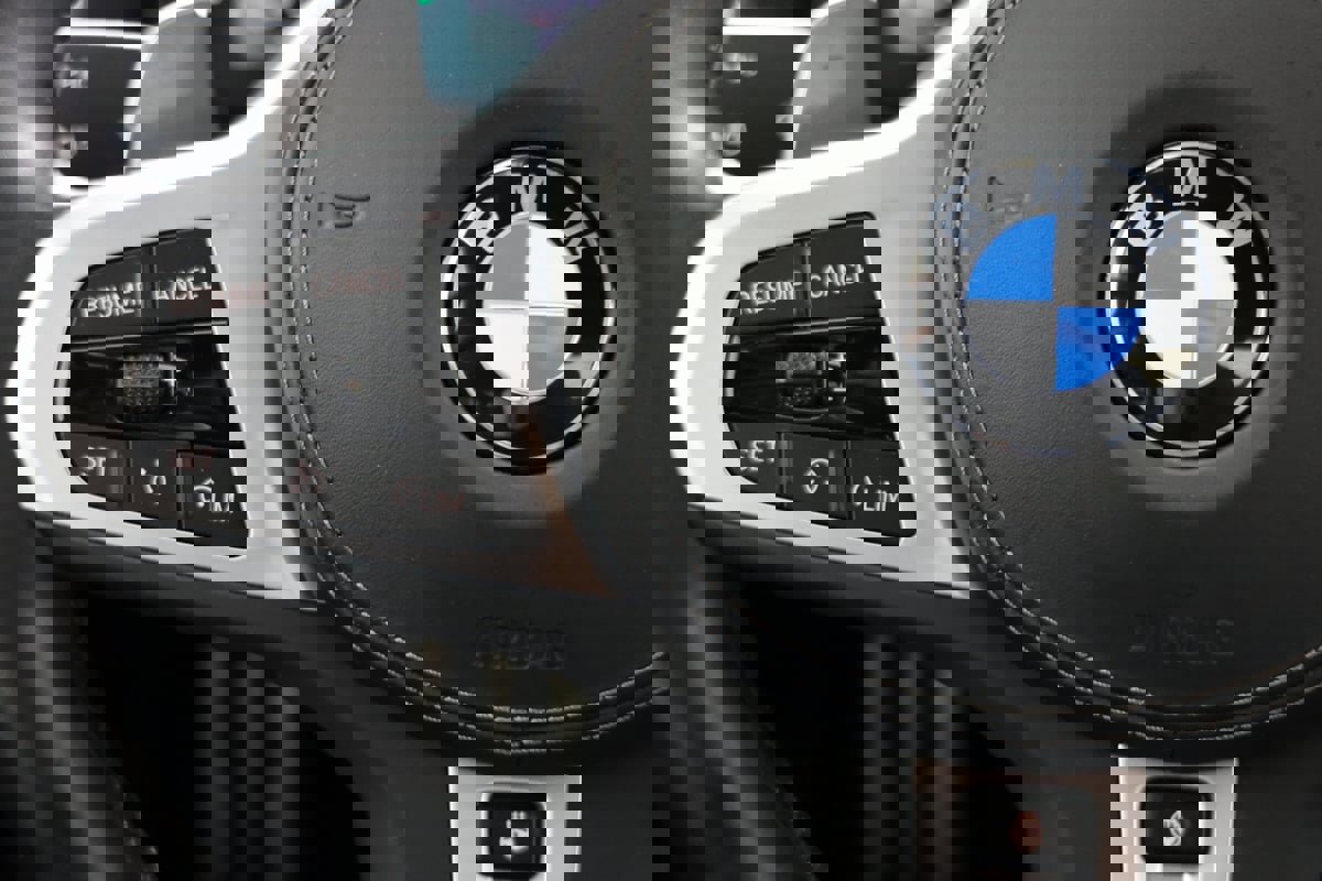 Used 2024 BMW 840i xDrive Coupe w/ Driving Assistance Package image 28