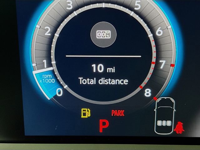 New 2025 Volkswagen Tiguan SE image 13