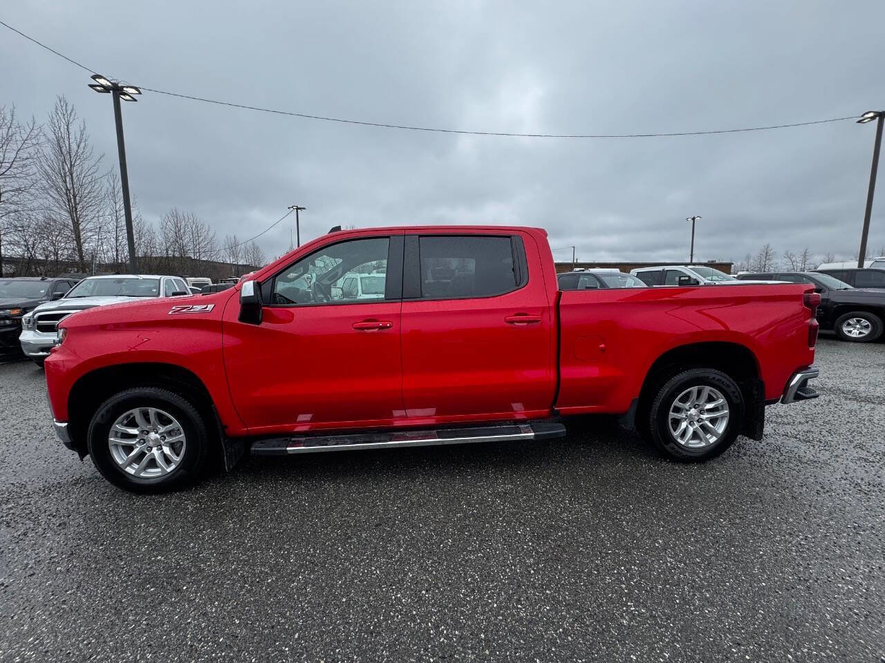 Used 2021 Chevrolet Silverado 1500 LT AWD/4WD image 17