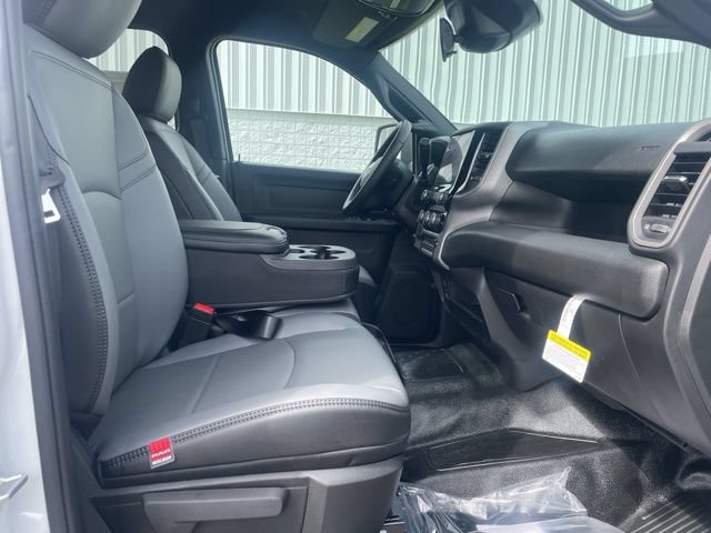 New 2026 RAM 3500 Tradesman w/ Chrome Appearance Group A AWD/4WD image 17