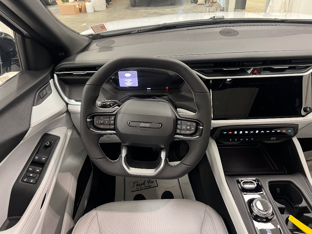 New 2026 Jeep Cherokee Overland image 10