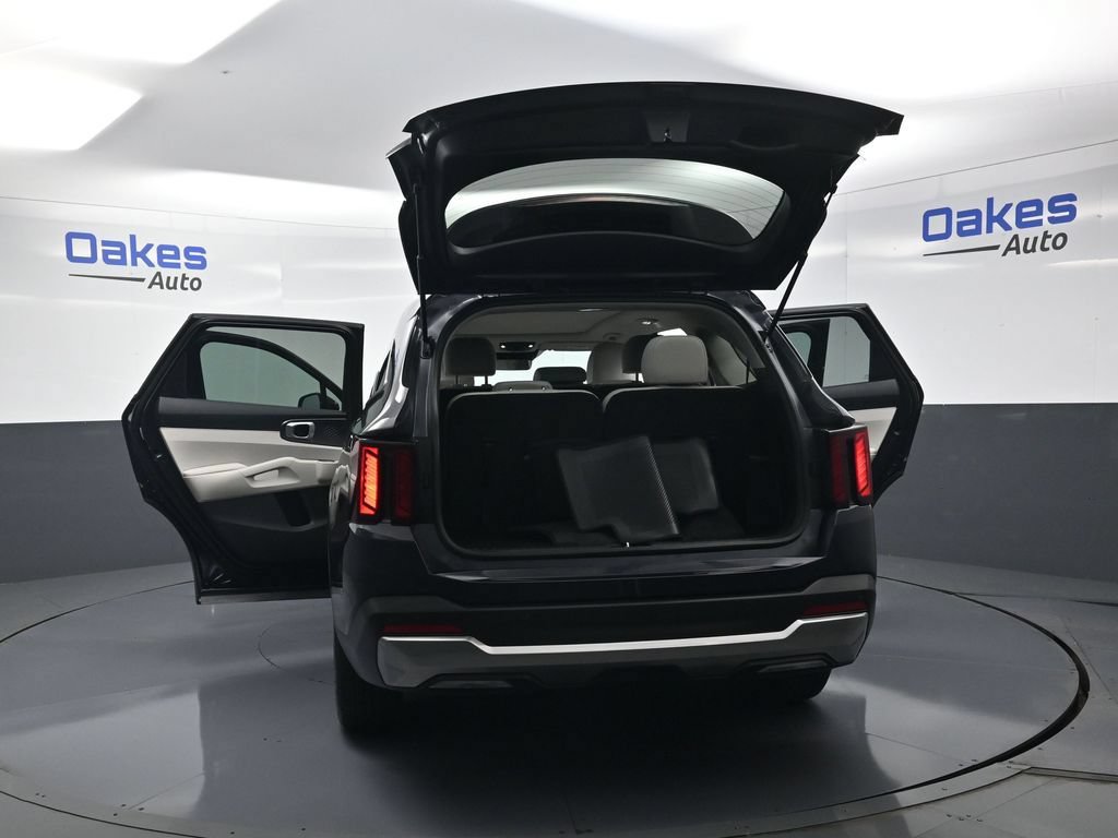 Certified 2025 Kia Sorento S w/ Panoramic Sunroof Package FWD image 59