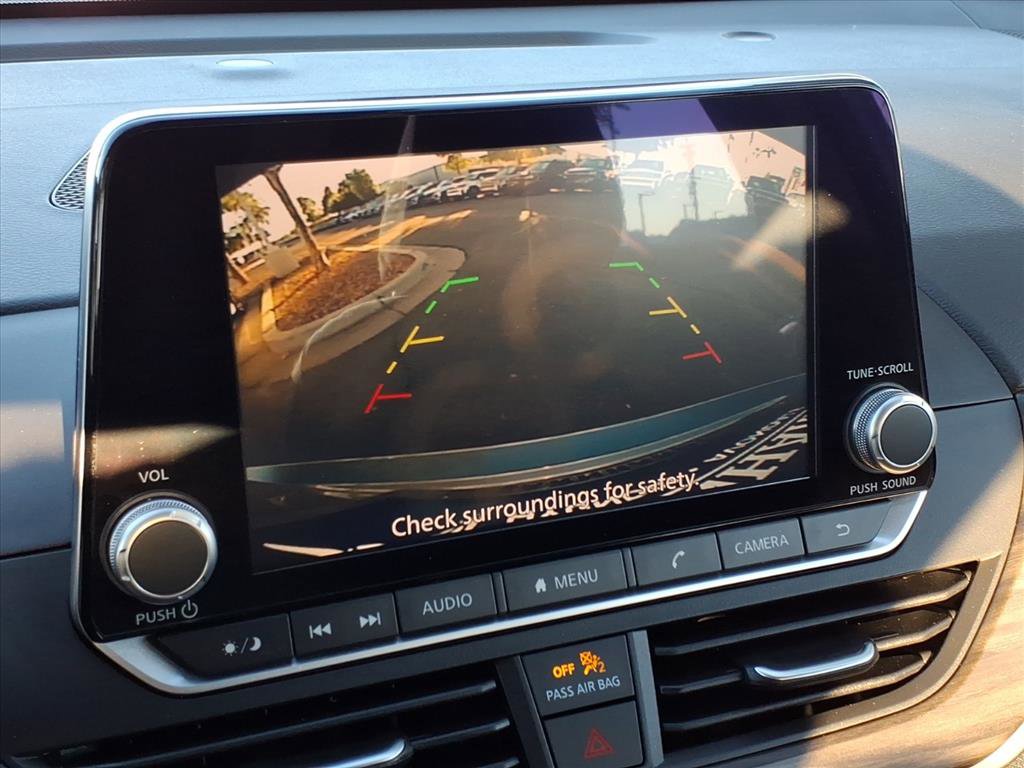 Used 2024 Nissan Altima 2.5 SV image 22