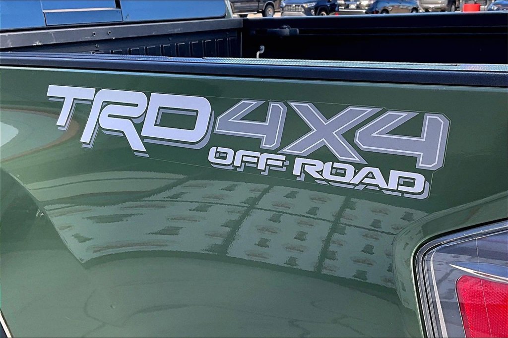 Certified 2021 Toyota Tacoma TRD Off-Road image 21