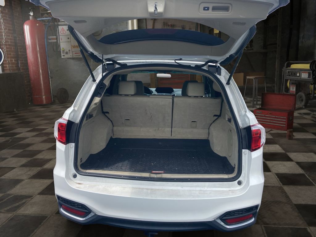 Used 2017 Acura RDX AWD w/ Technology Package image 9