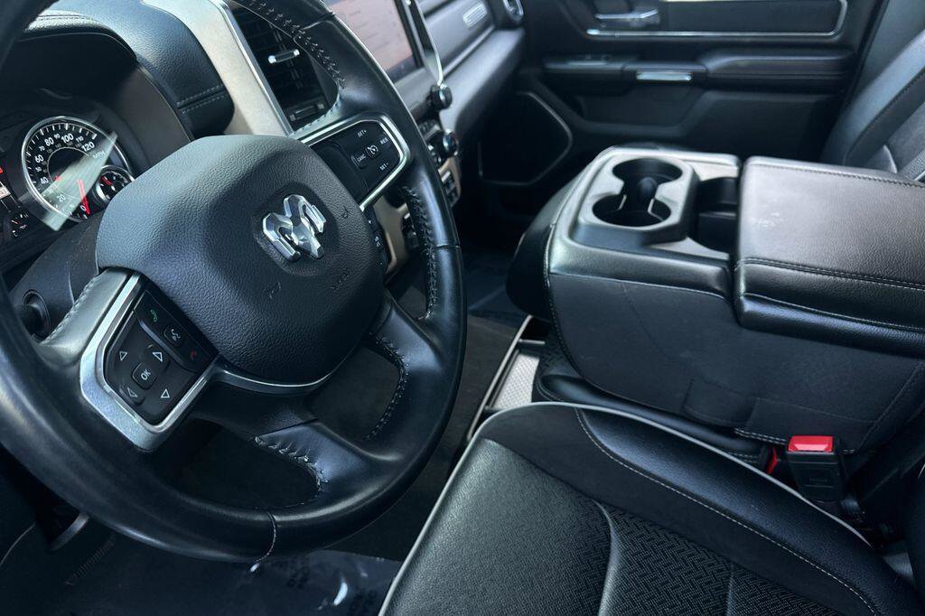 Used 2022 RAM 1500 Laramie AWD/4WD image 10