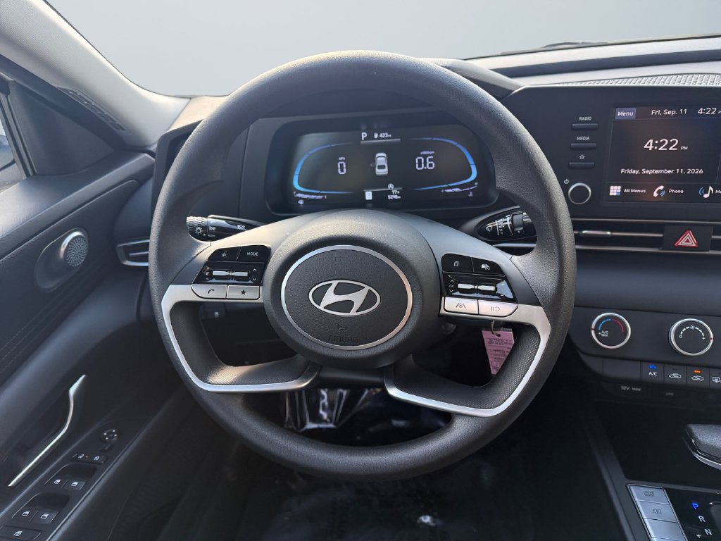 Used 2026 Hyundai Elantra SE w/ Cargo Package FWD image 12