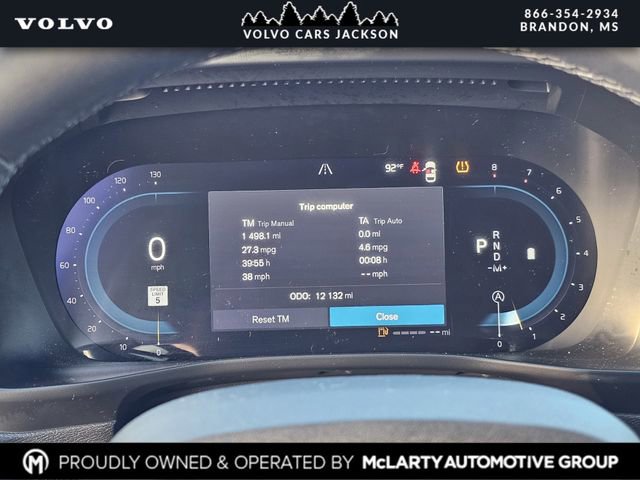 Used 2024 Volvo XC40 B5 Ultimate image 12