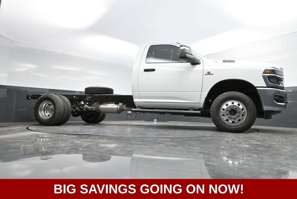 New 2026 RAM 3500 Tradesman w/ Chrome Appearance Group AWD/4WD image 47