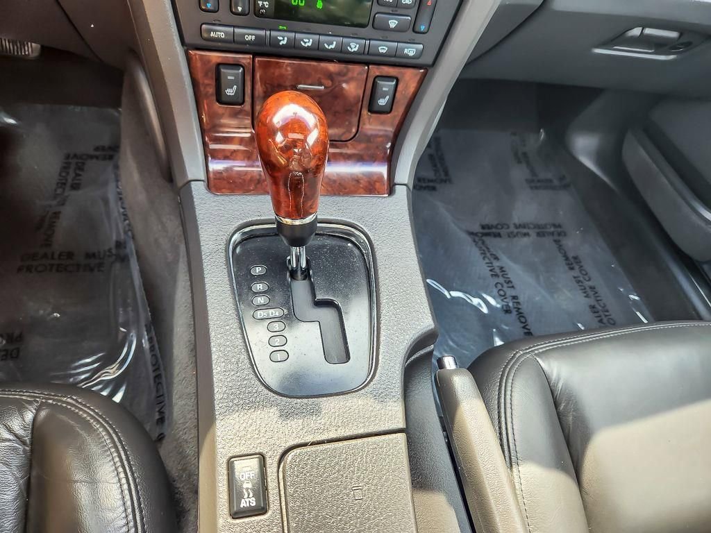 Used 2000 Lincoln LS RWD image 15