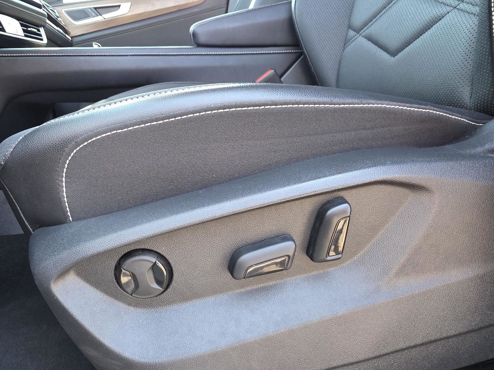 Used 2024 Volkswagen Atlas SE image 34