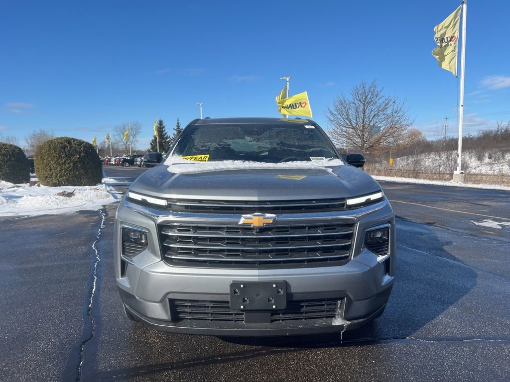 New 2026 Chevrolet Traverse LT w/ Driver Confidence Package image 2