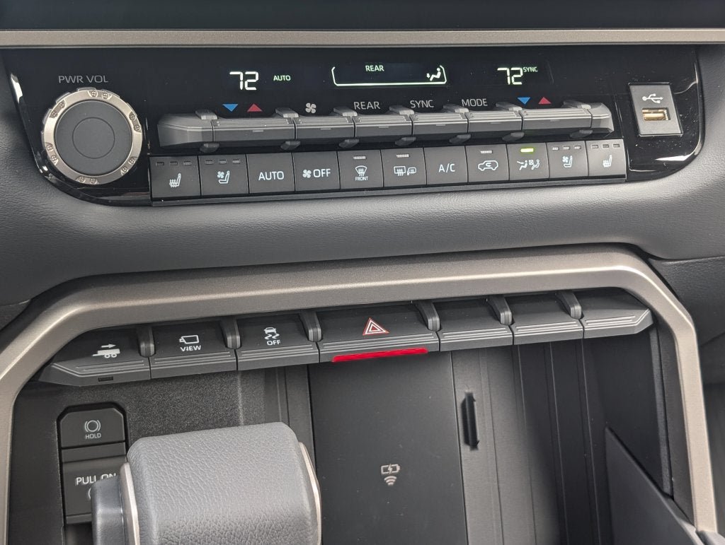 New 2026 Toyota Sequoia Platinum w/ Tow Technology Package AWD/4WD image 24