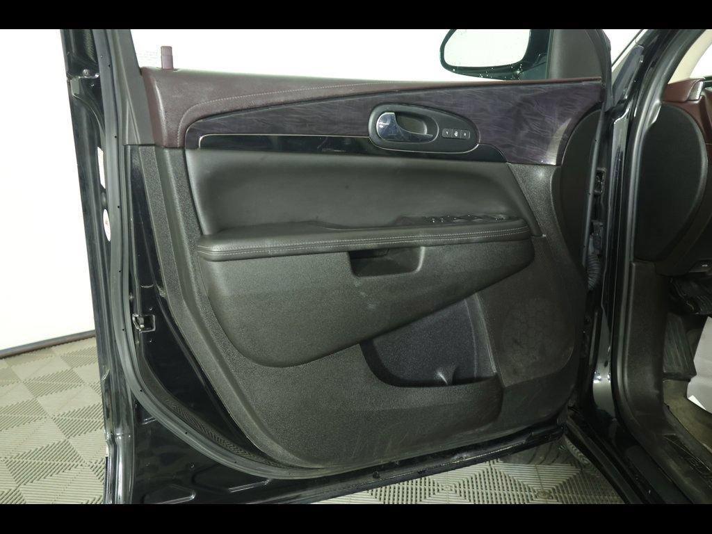 Used 2016 Buick Enclave Leather AWD/4WD image 22