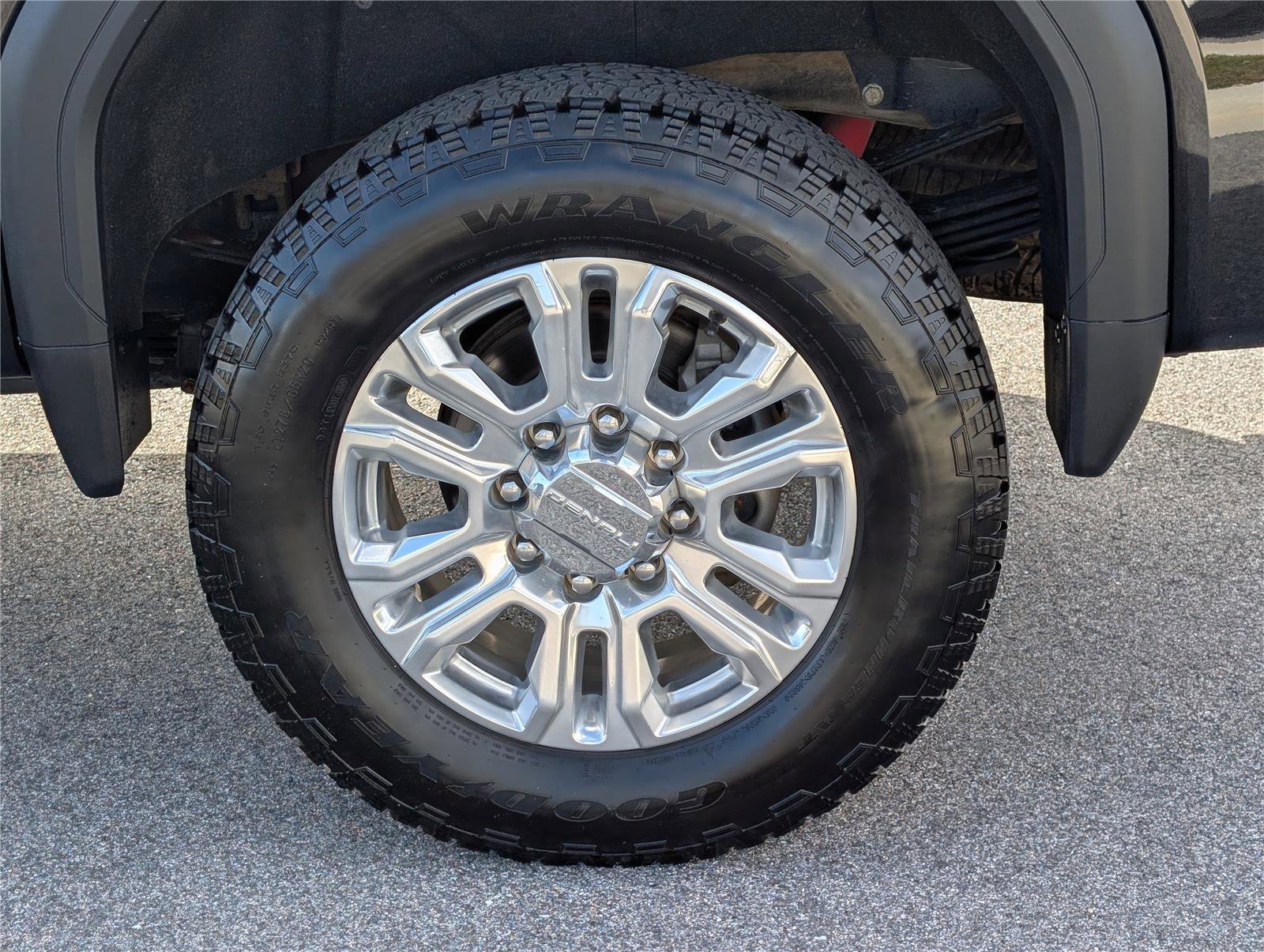 Used 2023 GMC Sierra 3500 Denali w/ Denali Ultimate Package image 9