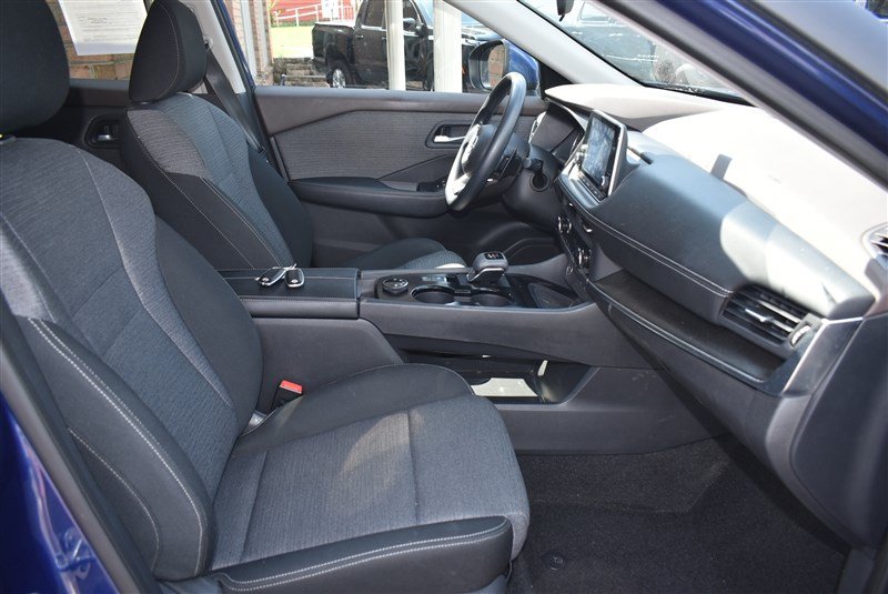 Used 2023 Nissan Rogue SV AWD/4WD image 27