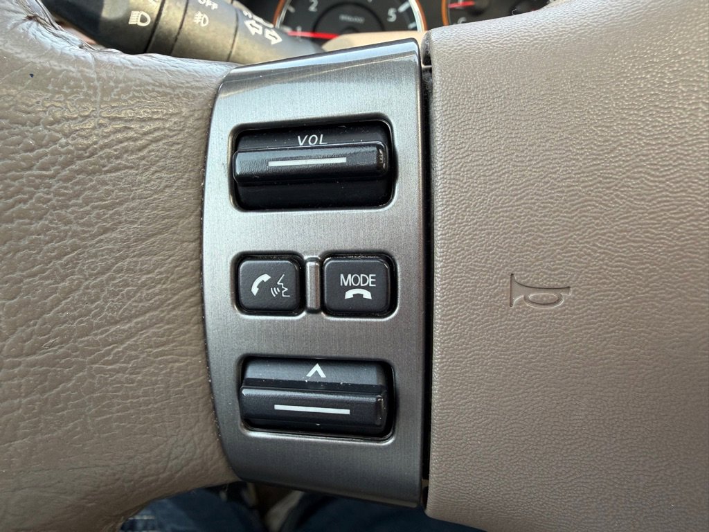 Used 2011 Nissan Armada Platinum w/ 2nd Row Captain Seat Pkg image 39