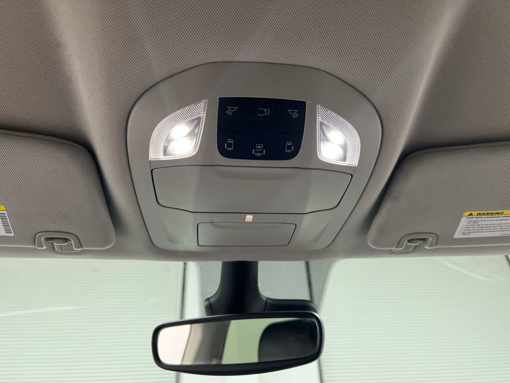 Used 2024 Chrysler Pacifica Touring-L image 68