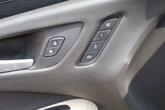 Used 2016 Buick Envision Premium AWD/4WD image 19