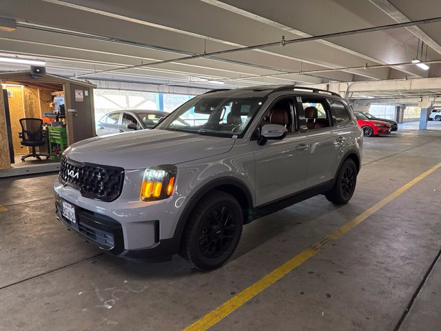 Certified 2024 Kia Telluride SX X-Pro AWD/4WD image 3